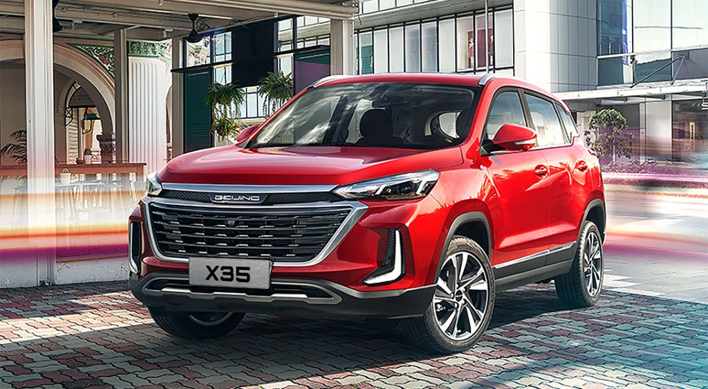 BAIC X35 vue de trois quarts avant.